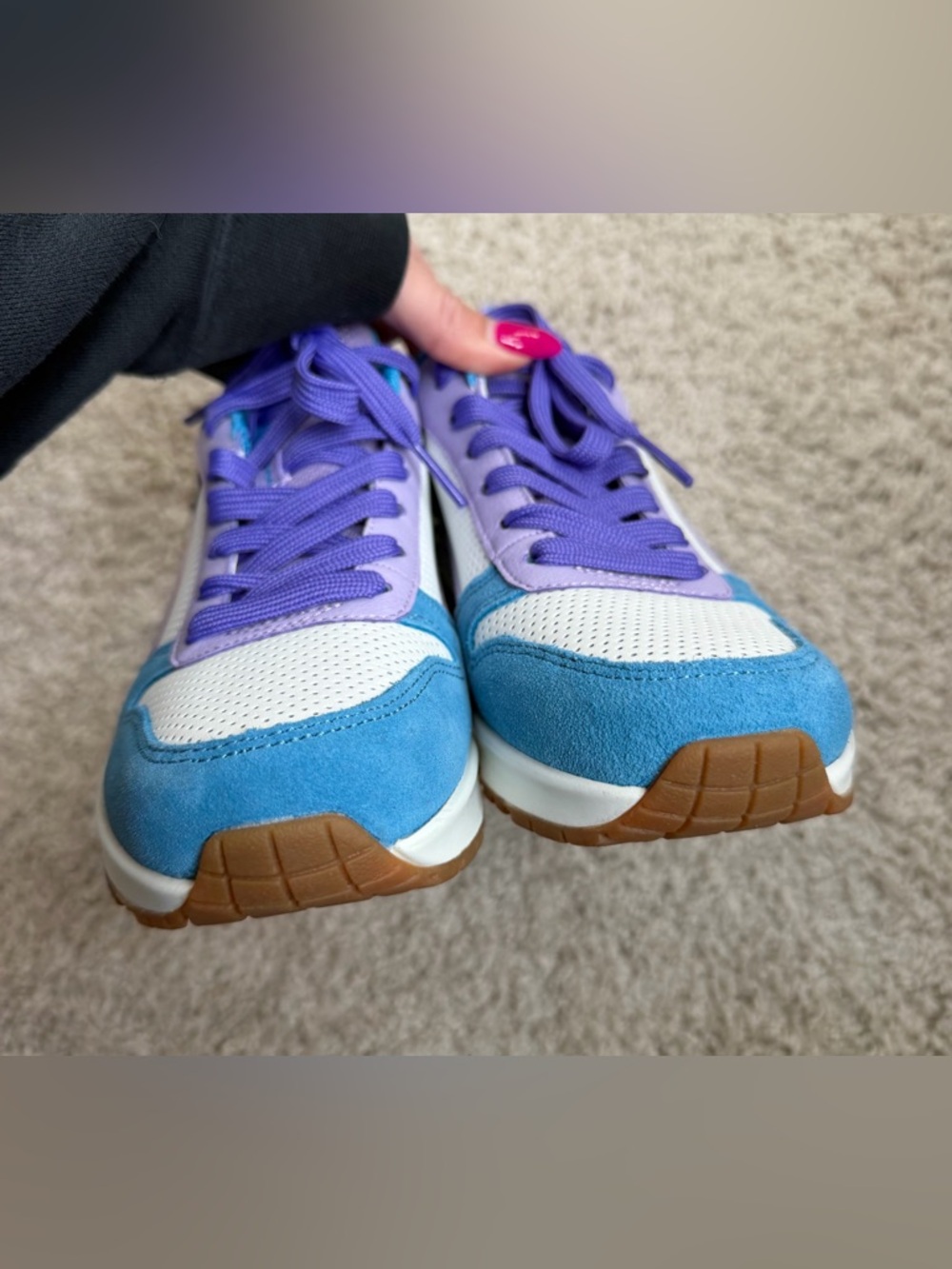 Skechers Women's Uno Universtar BT21 Koya sneakers Size 6 (36) - Picture 3 of 12